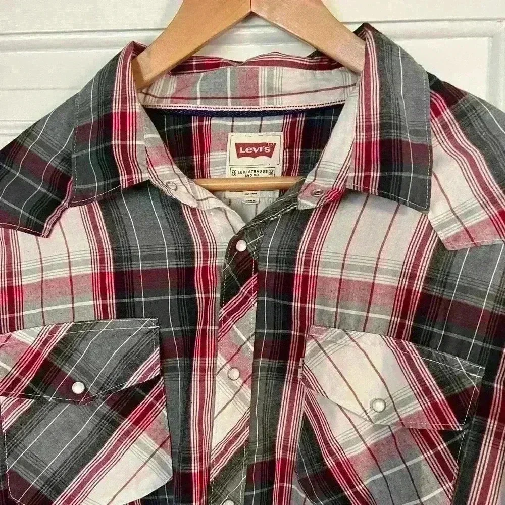 Levi’s Western Plaid Shirt - Men’s XL Pearl Snap Country Style Button down